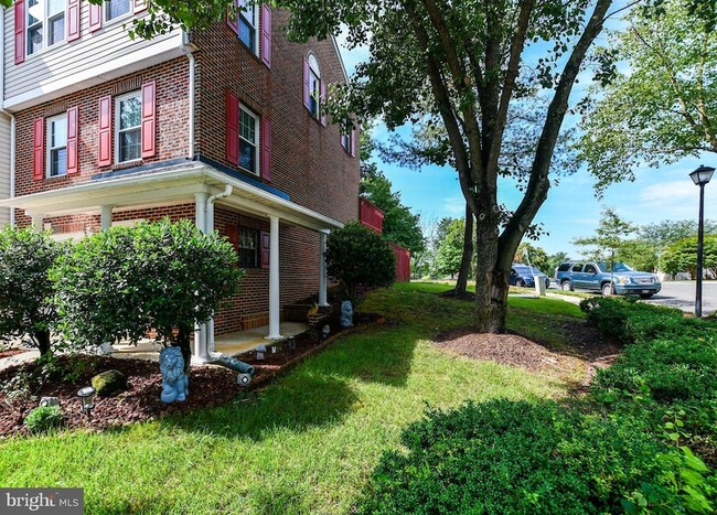 Building Photo - 1401 Deep Gorge Ct
