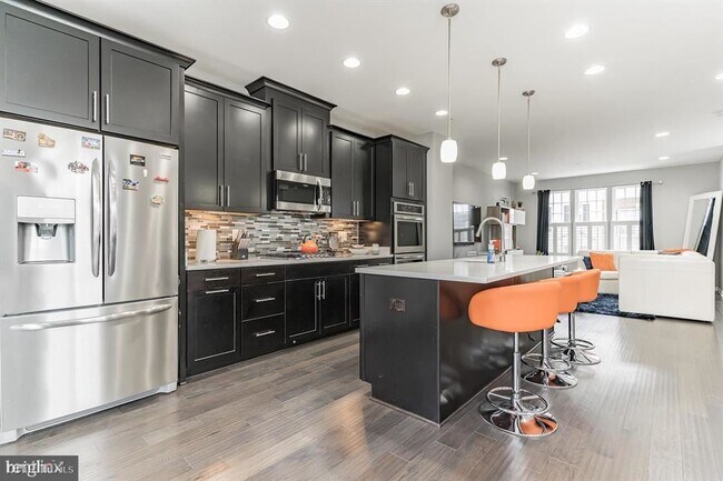 Foto del edificio - 3 br, 2.5 bath House - 2922 Pinebrook Rd
