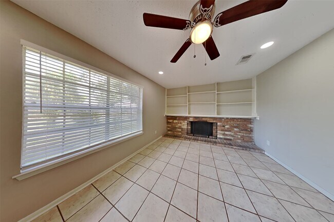 Foto del edificio - 13330 Bridgewalk Ln