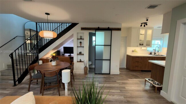 Foto del edificio - 1407 NW 2nd St