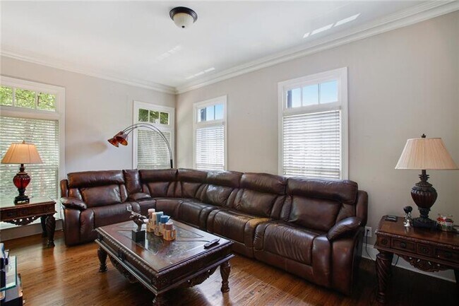 Foto del edificio - 534 Sarabrook Pl NE