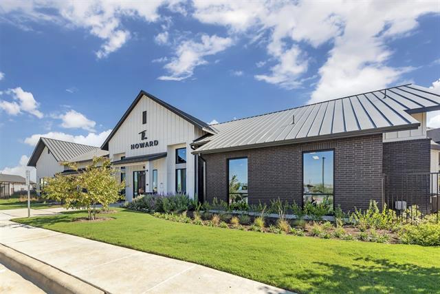 Foto principal - 2908 E Howard Ln