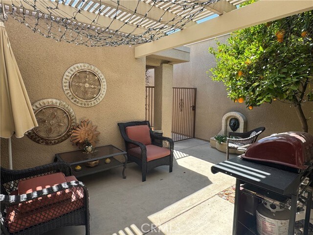 Foto del edificio - 72400 Ridgecrest Ln