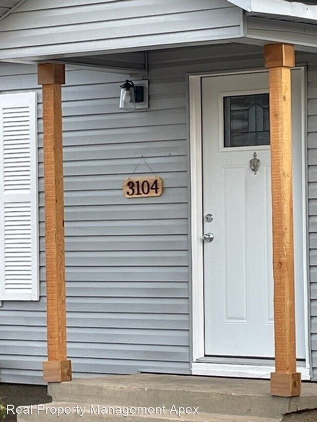 Building Photo - 3 br, 2 bath House - 3104 Fadal Ave