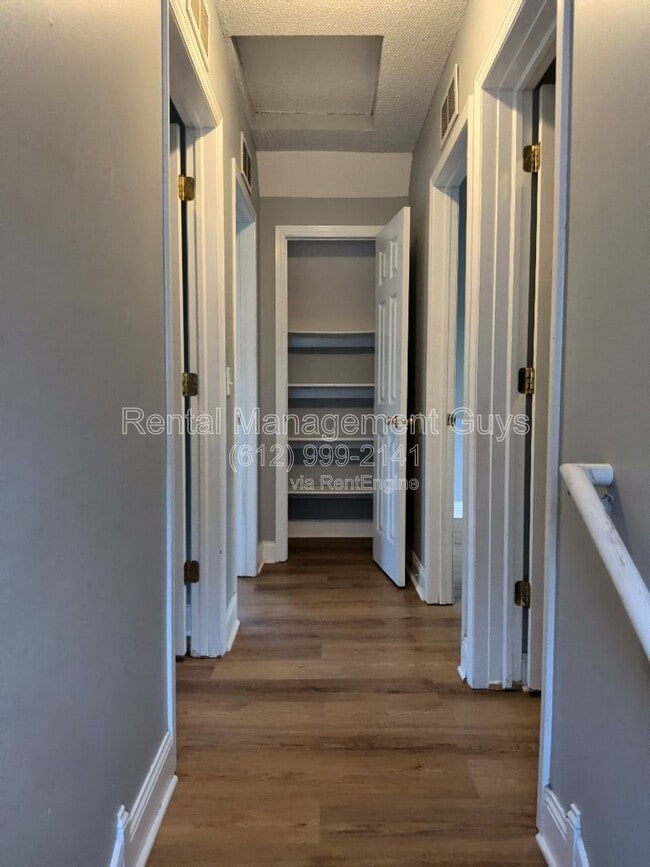 Foto del edificio - 3301 N Oliver Ave