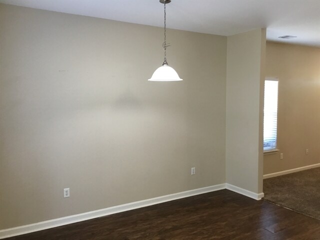 Building Photo - 10 Blue Oak Drive