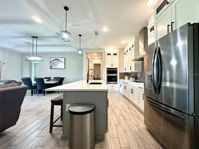 Building Photo - 342 Windward Way