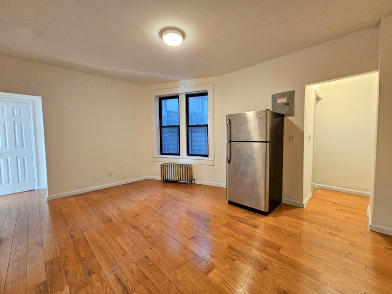 Foto principal - 515 W 168th St