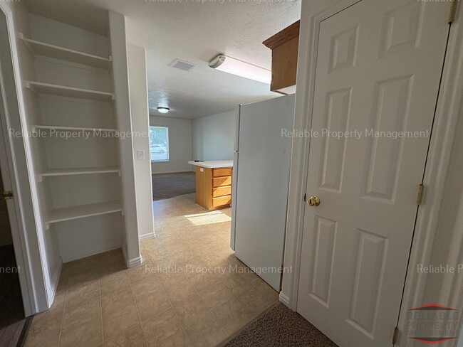 Building Photo - 3108 E Chasewood Dr