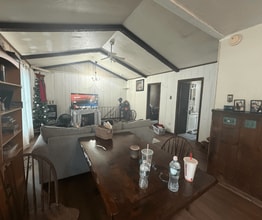 Building Photo - 21 Mechanics St