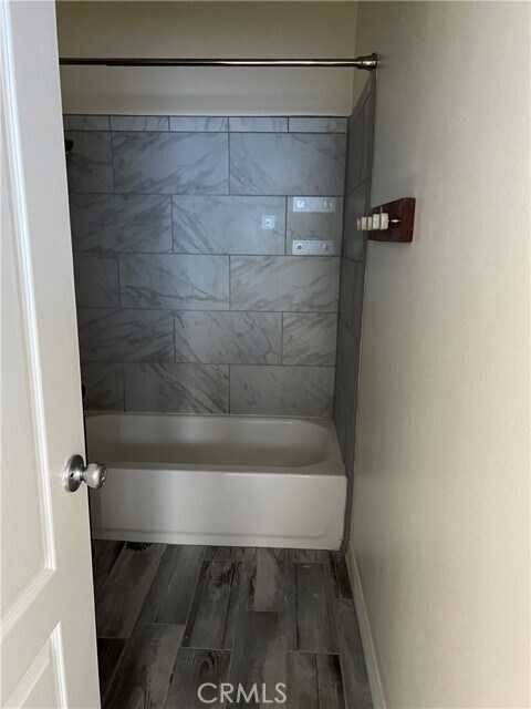 Foto del edificio - 1475 W 24th St