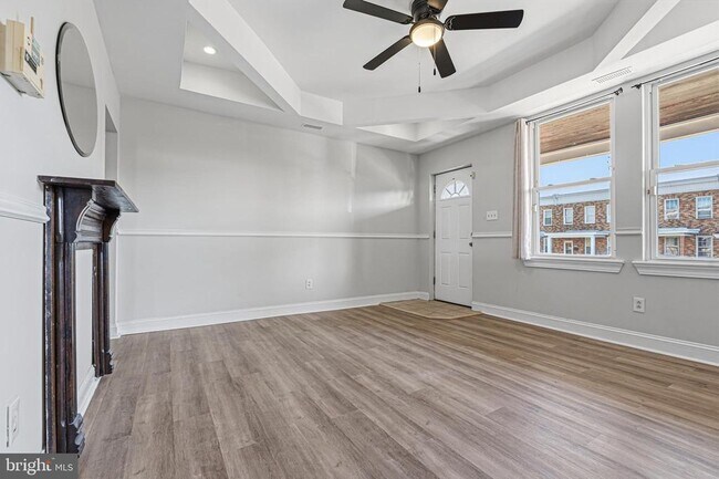 Foto del edificio - 3312 Parklawn Ave