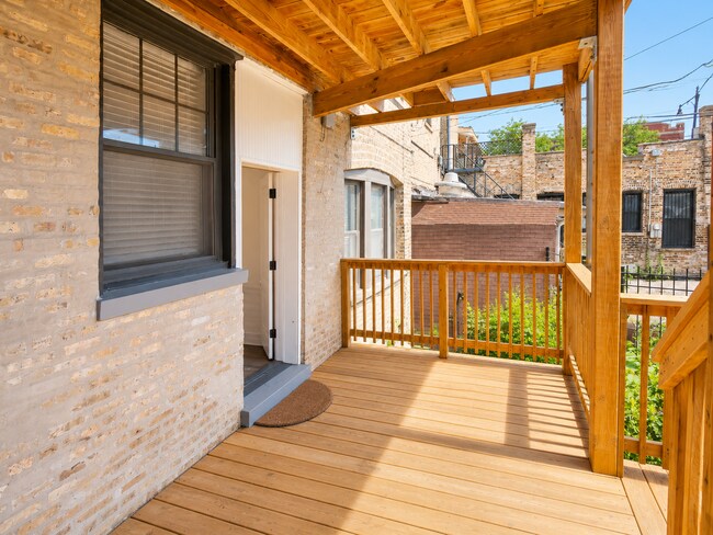 Building Photo - 2991 N Lawndale Ave