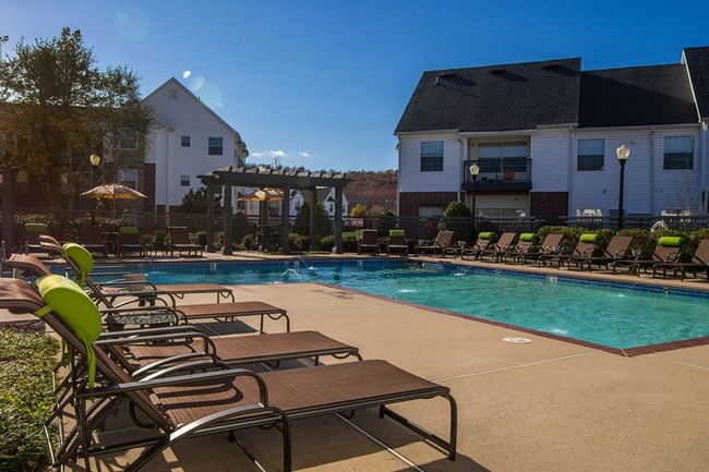 Sparkling Pool & Sun Deck - The Landing Fayetteville