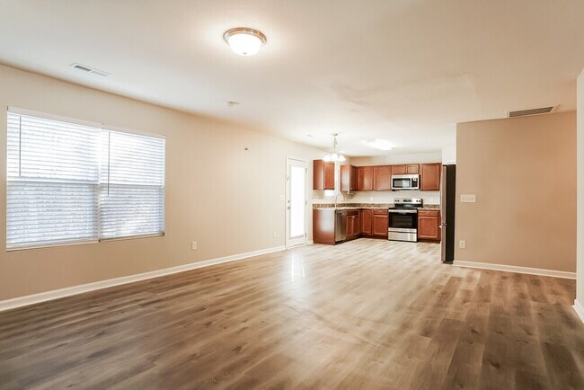 Building Photo - 1053 Rutledge Landing Dr