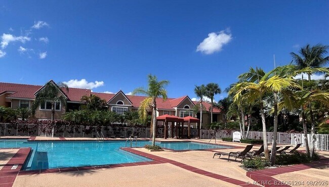 Foto del edificio - 10581 SW 155th Ct
