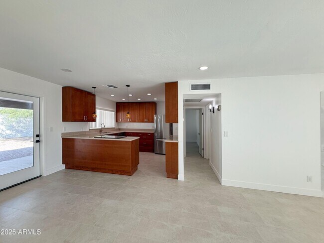 Foto del edificio - 4810 S Beck Ave