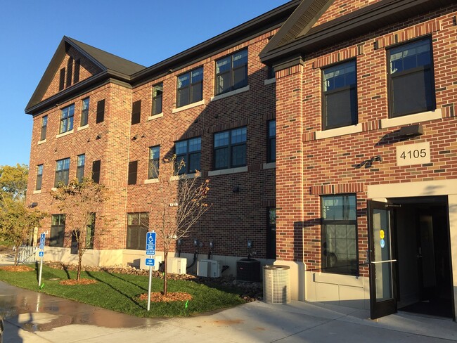 Building Photo - Linden Grove Veteran Apartments