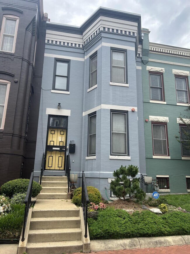 Building Photo - 611 U St NW