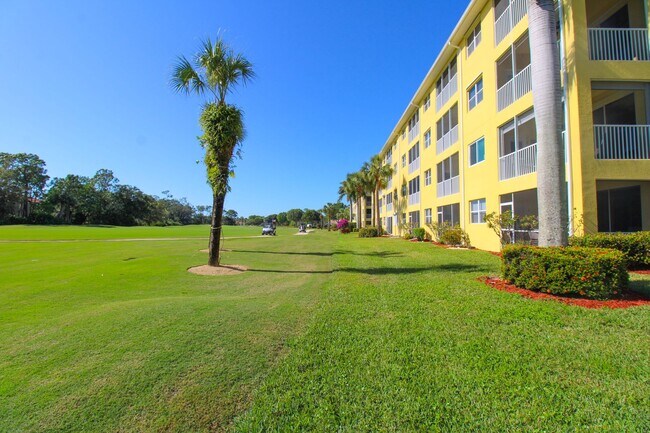 Building Photo - ***FURNISHED/UNFURNISHED ANNUAL RENTAL***G...