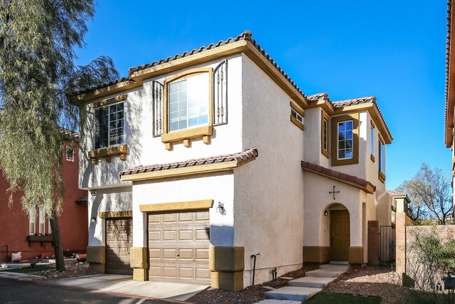 Building Photo - 8924 Trickling Springs Ct