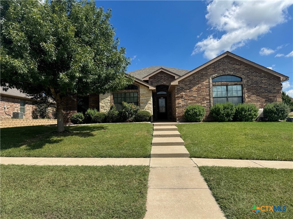 Primary Photo - 2501 Traditions Dr