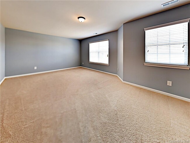 Building Photo - 1715 Hoosac Dr