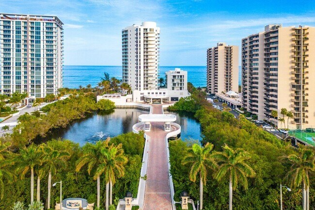 Building Photo - 4600 N Ocean Dr