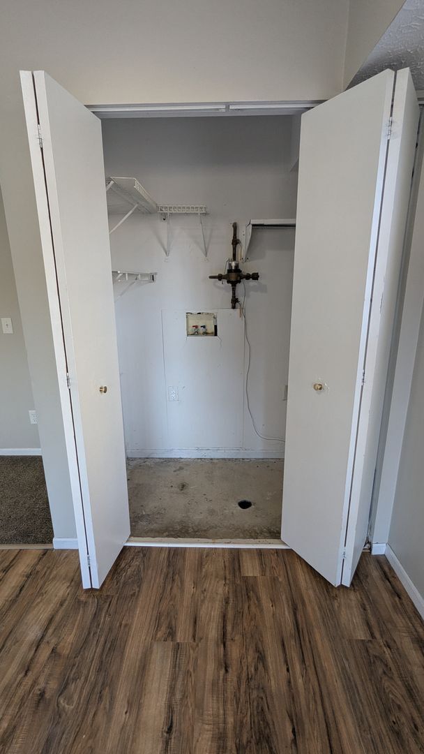 Foto del edificio - MN Cedar Village (859)