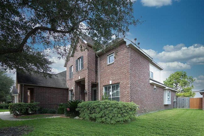 Building Photo - 12003 Banks Run Dr