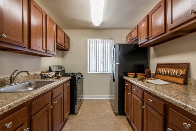 Oxon Hill Village Apartments - Oxon Hill, MD | Apartments.com