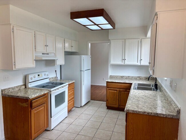 Foto del edificio - Charming 4bd/3ba home for rent Aurora Co 80017