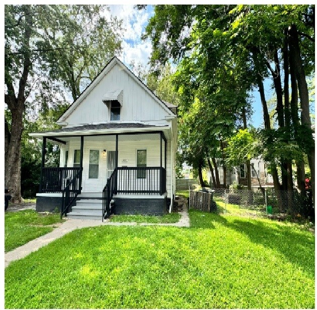 Building Photo - 18247 Grayfield St