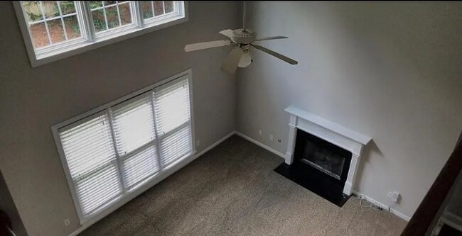 Foto del edificio - 3567 Montwood Ct