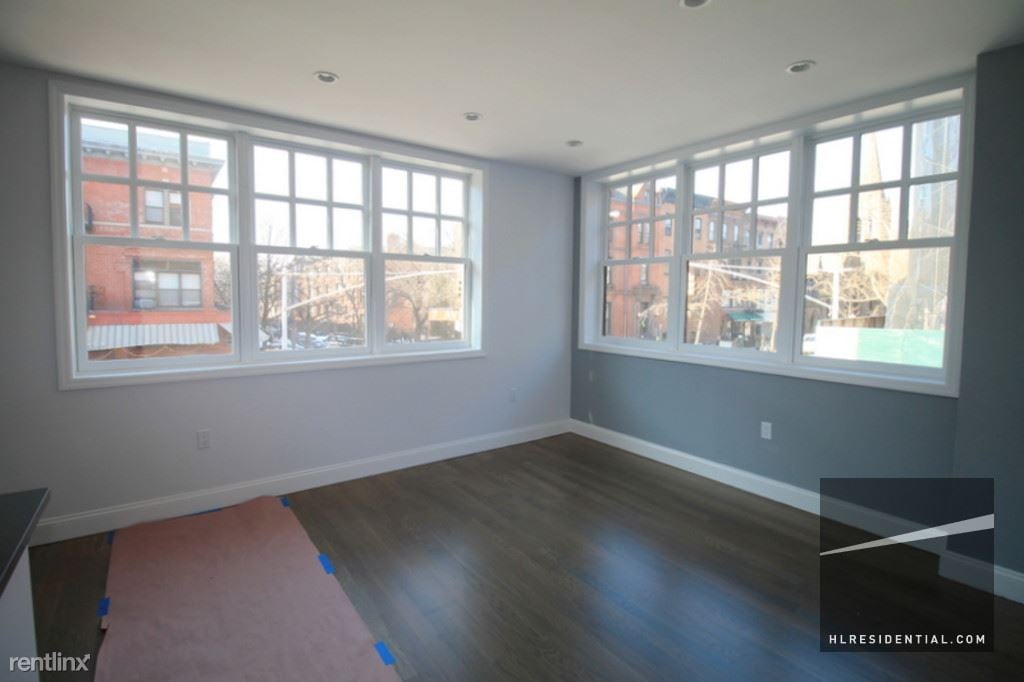 Primary Photo - 174 Lincoln Pl