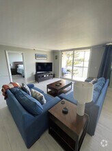 Building Photo - 3300 W Rolling Hills Cir