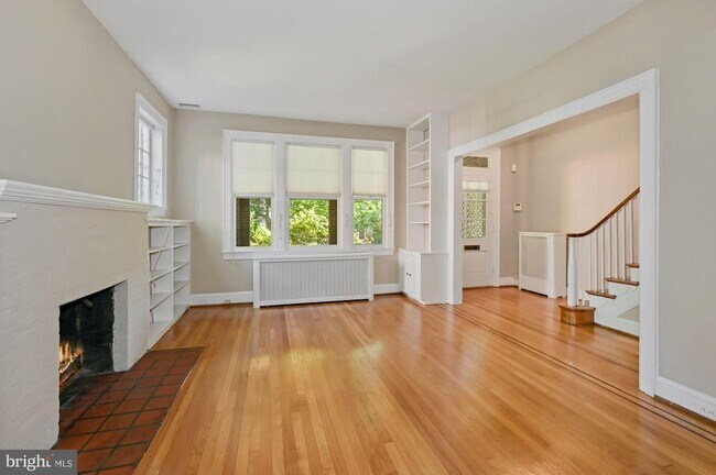 Foto del edificio - 3808 Veazey St NW