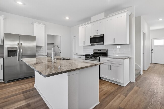 Building Photo - 4034 Bronco Sta Ln