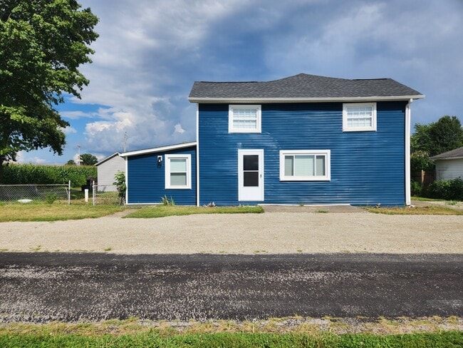 Building Photo - 4696 Harriet Ln