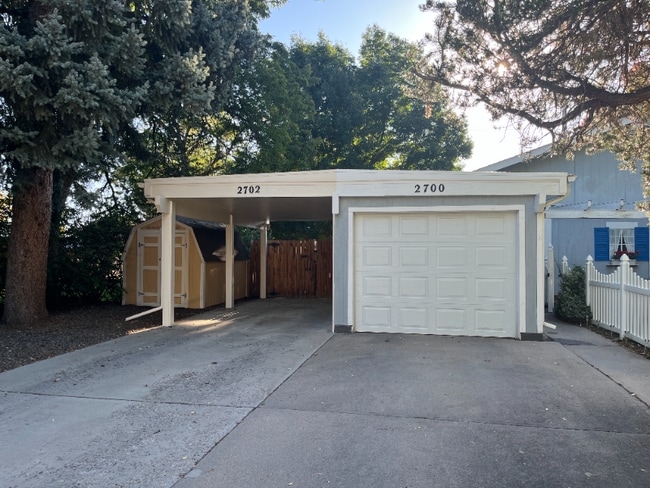 Building Photo - 2702 Parklake Ct