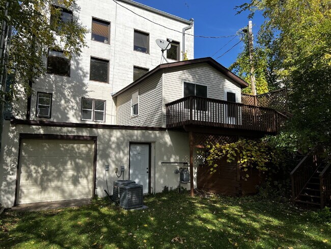 Building Photo - Charming Riverfront Rental in the Heart of...