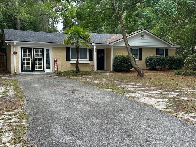 Photo - 5854 Michelle Dr Apartment