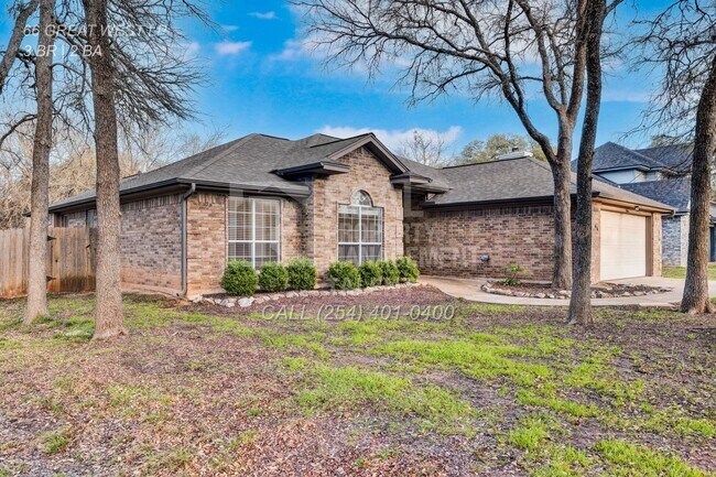 Building Photo - [LEASING SPECIAL] 3 Bedroom, 2 Bathroom Ho...