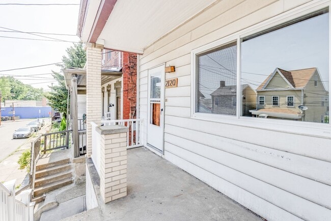 Foto del edificio - 2120 Salisbury St