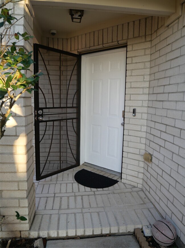 Foto del edificio - 11931 Panay Village Cir