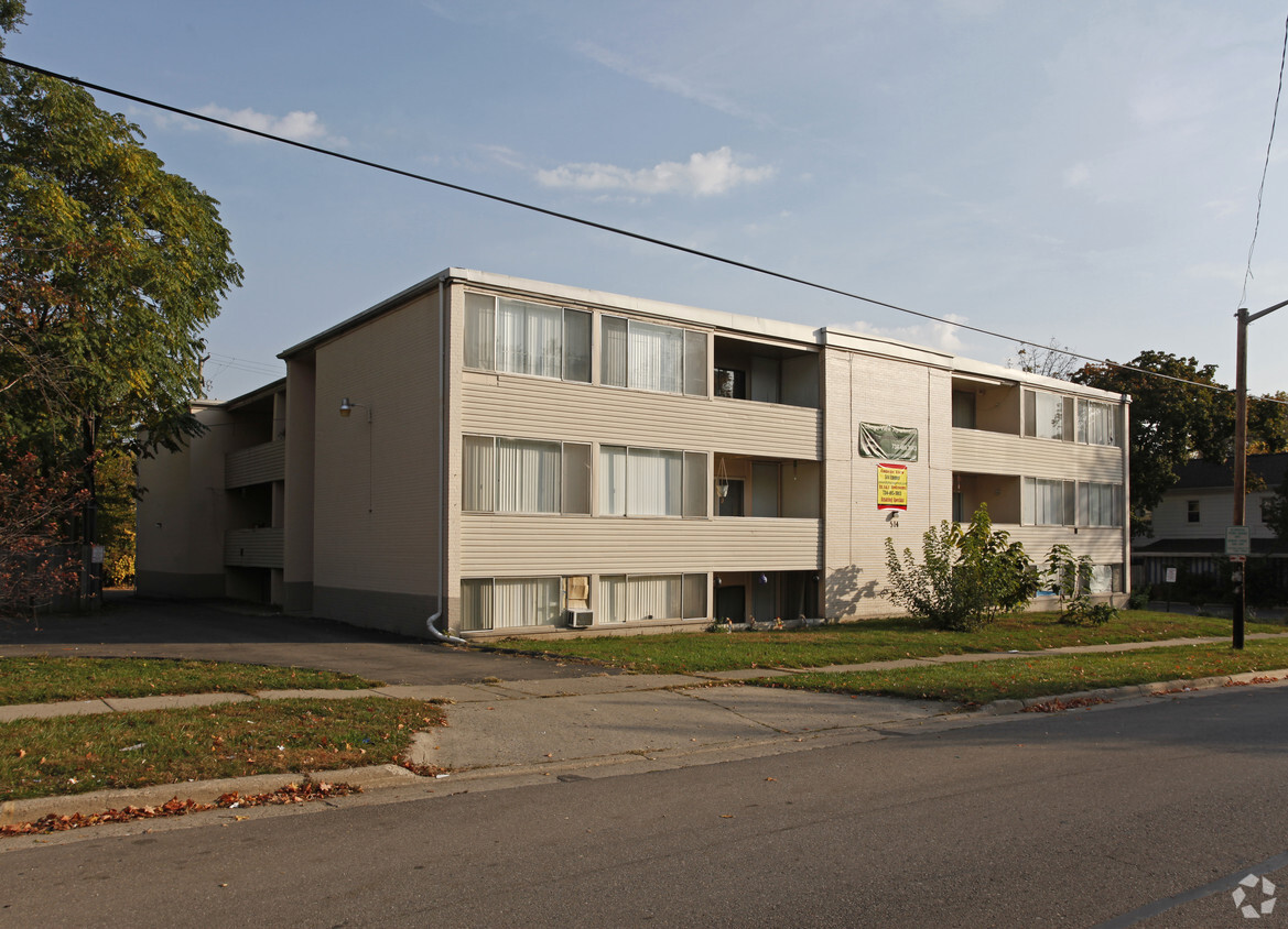 Primary Photo - College View Apartments