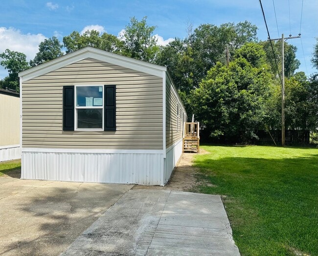 Photo - 9477 Lansdowne Rd (Baton Rouge, LA) House
