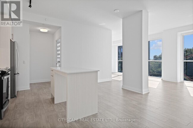 Photo du bâtiment - 286 Main St