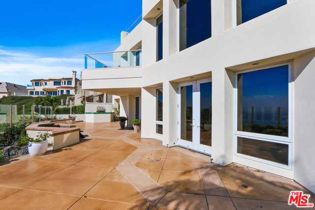 Building Photo - 22772 Azure Sea