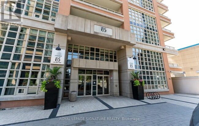 Photo du bâtiment - 85 E Liberty St